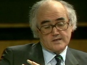 James Burke (science historian) - Alchetron, the free social encyclopedia