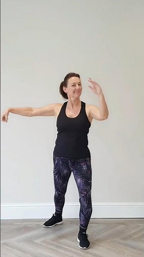 For 50s, 60s, 70s Gentle Tai Chi Walking Workout #taichiwalking #walkingworkout #taichiwalk