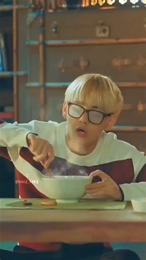 When he does try something spicy, he is often seen sweating, making pained facial expressions 🔥🔥