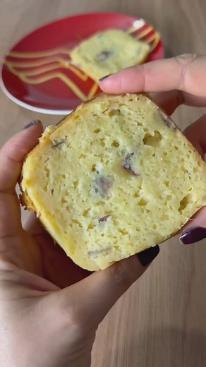 Receitas Fit Fáceis 復數 on Instagram: "Pãozinho de batata doce. Deixe um ❤️ se você gostou! Marca alguém pra testar essa receita  Via @joicozinhafit #pão #pãozinho #pãocaseiro #receitasimples"