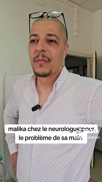 La reine Malika chez le neurologue Dr Lounis en Algérie