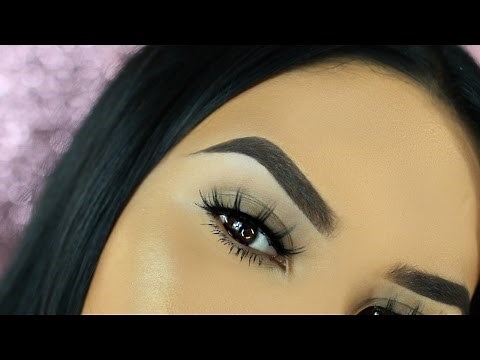 Easy Eyebrow Tutorial For Beginners