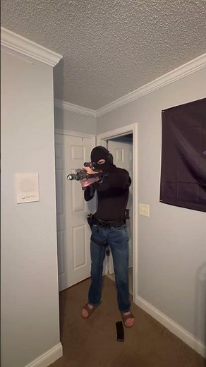 Fast Reload from Primary, transition to Secondary #2astrong #2ndamendment #gunpistol #tactical #edc