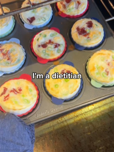 The key to making healthy eating feel easy, even when you’re busy 💕 This week’s prep took less than an hour AND it’s all stuff I’m actually excited to eat! As always, every recipe I prepped this week is free on my website! Starbucks Egg White Bites: https://reallifenutritionist.com/starbucks-egg-white-bites/ Greek Bean Salad: https://reallifenutritionist.com/greek-bean-salad/ Frozen Berry Chia Jam: https://reallifenutritionist.com/frozen-berry-chia-jam/ Peanut Butter Yogurt Dip: https://reallif