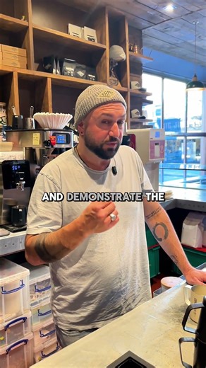 How to Stretch Milk Properly for Perfect Microfoam