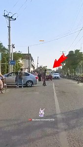 At first, I thought the officer caught Bunny…😱 but he was already trapped by Bunny’s charm. . . Follow for more #BunnyOnMoto #CaughtByCharm #FunnyReels #PakistaniReels #ViralMoments #BunnyVibes #StreetReactions #InstaFunny #OfficerReaction #DesiContent #ReelKarobunny #UnexpectedTwist #charmgamestrong | Bunny On Moto