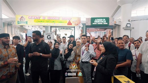 4.2K views · 43 reactions | As part of GHaS 2025, participants explored a special excursion hosted by Islamic Tourism Centre (ITC) in collaboration with JAKIM. From the iconic KL Tower and Wilayah Mosque to MIHAS and the Islamic Arts Museum Malaysia. A perfect glimpse into Visit Malaysia 2026: Malaysia,Truly Asia. ✨ #GlobalHalalSummit2025 #JAKIMuntukUmmah #PelanTransformasiAlFalah #IslamMekarDiBumiMalaysia #MalaysiaMadani | Jabatan Kemajuan Islam Malaysia - JAKIM | Facebook