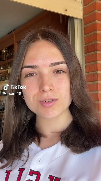 Videos de Sara García (@__sari_15___) con “5 Minutos - De La Rose”