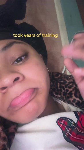 the scratching makes me uncomfortable ##fyp | chalkboard scratch on your face