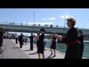 FLASH MOB AIR FRANCE MASTER apple tv hd