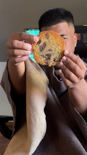 tiakaly on Instagram: "Pardon @crockies_mg , je ne connaissais pas ton game 🤧 🍪 offert"