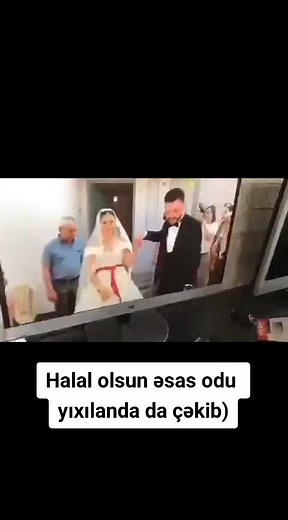 Magical Outdoor Wedding Ceremony Captured on Film