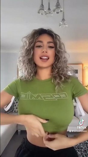 She Remove Her Bra For Showing Her Big Boobs #shorts #tiktok 1