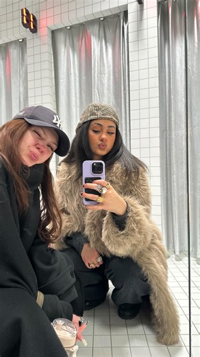 Liloo on Instagram: "Too bad🤣 #fashion #fashionista #ootd #styleinspo #streetwear"