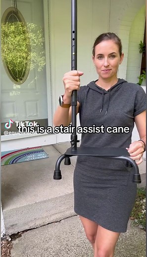 This stair assist cane is great for a little boost! It can hold up to 350#’s, ranges from 28-38” from ground to handle with the ability to position on the left or right! Link in bio! #occupationaltherapy #homehealth #otstudent #arthritis #rheumatoidarthritis #homehealthcare #chronicpain #chronicillness #caregiver
