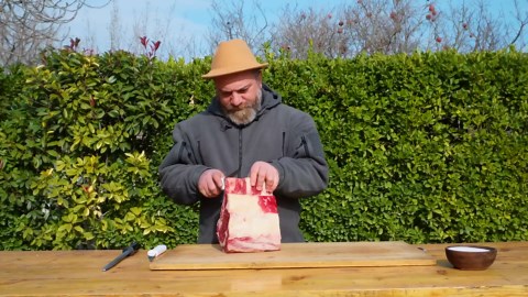 I Dry Aged Steak in Honey for a Week!🥩🍯
