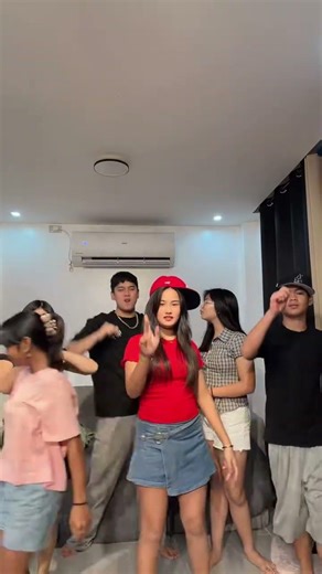 incomplete #shortsfeed #youtubeshorts #shorts #tiktok #chloe