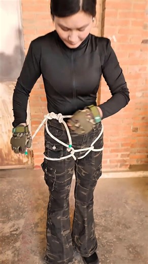 21M views · 140K reactions | Useful lacing techniques for everyday tasks #ideas #ideascreativas #ideasdecoracion #ideaspararegalar #design #designer #designandbuild #designinspiration #designdeinteriores #amazing #beautyfashion | Beauty Fashion | Facebook