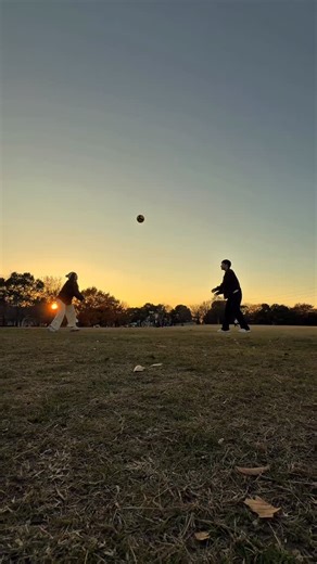 JUSTVB on Instagram: "Send it to your peppering mate ❤️ Via : ushiwakakun_mane / Tiktok"