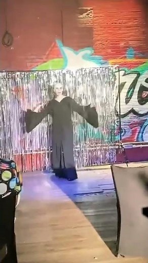 Voldemort dance on bad guy (Billie Elish)