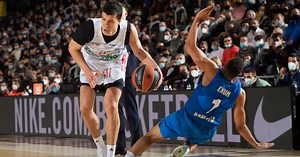 Vladimir Lucic extends contract with Bayern