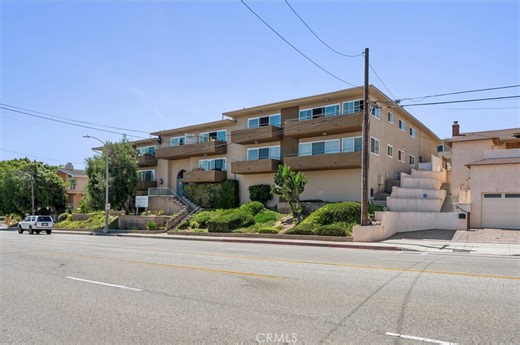 209 S Prospect Ave #108, Redondo Beach, CA 90277 - MLS SB25269392 - Coldwell Banker