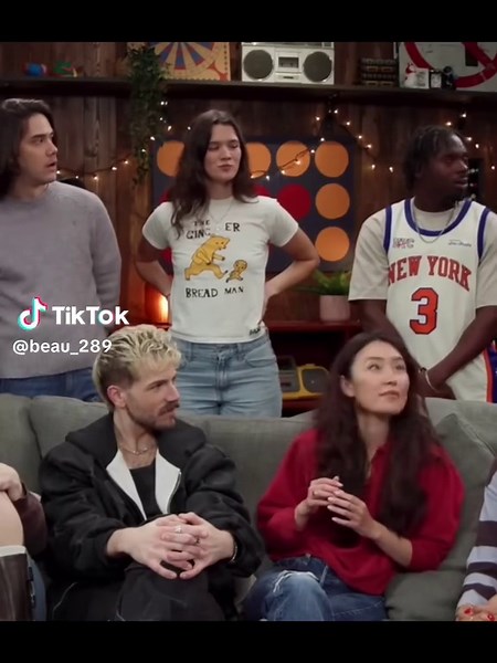 #COURTNEYT | he’s my new fav cast member, only two vids and i’m obsessed with him, and already so underrated💔 i can’t WAIT until i see bro in more vids | came out of retirement to post ts | #smosh #smoshgames #newcast