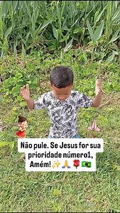 Deus diz:"A oração é uma das maneiras pelas quais o homem coopera com Deus, é um meio pelo qual o homem clama a Deus e é o processo pelo qual o homem é tocado pelo Espírito de Deus. Pode-se dizer que aqueles que não oram são mortos desprovidos de espírito, uma prova de que lhes faltam as faculdades para serem tocados por Deus. Sem oração, seria impossível levar uma vida espiritual normal, muito menos acompanhar a obra do Espírito Santo. Não orar é cortar o relacionamento com Deus e impossibilita