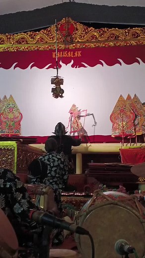 baladewa ngamuk @KI GUNTUR RIYANTO OFFICIAL @Harjolaras Ki Guntur Riyanto #karawitan #sabetwayangkulit #wayangkulit #dalang #seni #indonesia🇮🇩 #cilacap #perang #buto #kigunturriyanto😎 #baladewa #bolodewo #sabet #baladewangamuk