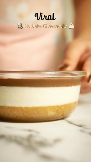 Aman Deep Kaur on Instagram: "Trying Out Viral No Bake Cheesecake 🤌🤤 | Viral Lunchbox Cheesecake 😋🍰 . Save This Recipe For Your Next Dessert Craving ✅️ . Follow @tasty_bites192 For More Such Videos 💙 🩷"