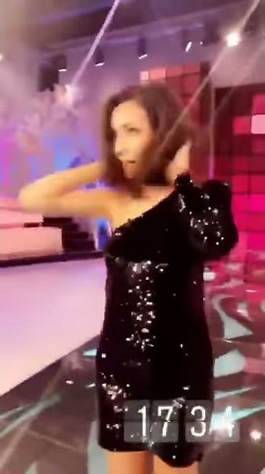 Caterina Balivo, cosce e tacchi