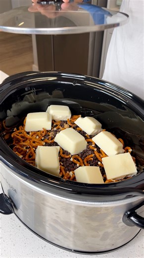 Easy snack you can prep in minutes Brian L makes a tasty crockpot dessert | Anyone Can Cook