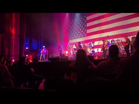 Aaron Lewis and the stateliners 10 11 2025 Santander performing arts center reading pa