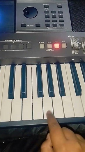 #Dance monkey song in piano #song #piano #piano tutorial #piano lesson #shorts #video #music