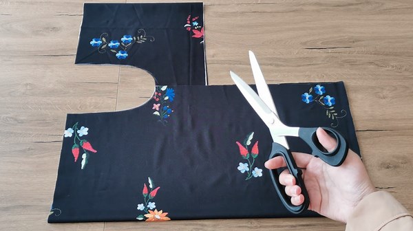 Easy Blouse Sewing Tutorial with Little Fabric – 100% Chic & Profitable