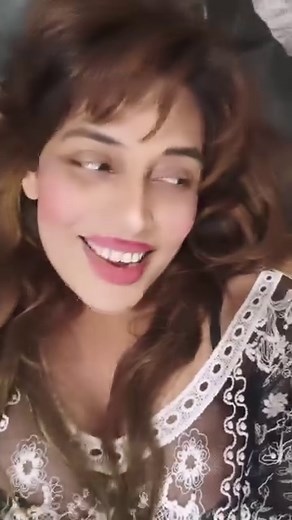 Bas tumhare liye hai hmaari aankhe 💓💓 | Shahana Ghauri