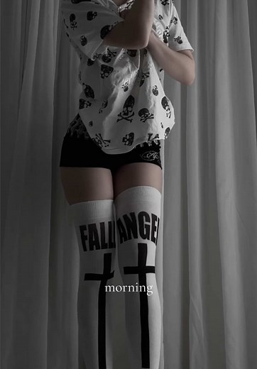 Exploring Both Styles: Alt Fashion Inspiration