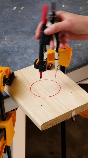 5-Minute Crafts on Instagram: "Vegetable slicer you will glad to DIY 🥒 #diytools #diygadgets #kitchengadgets #diyproject #veggieslicer"