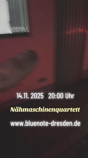 Das nähmaschinenQuartett verbindet ein prägnantes Duett aus Saxophon und Gitarre mit einem verspielten Groove aus Bass und Schlagzeug. Mit dem dritten Album „Times“ findet das Münchner Quartett seinen eigenen Sound: melodisch klar, eingängig und doch anspruchsvoll, zwischen Jazz, Pop, Klassik und Blues. Die Songs setzen auf starke Melodien – zeitgenössischer Jazz mit Ohrwurmqualität. The nähmaschinenQuartett blends a distinctive duet of saxophone and guitar with a playful groove from bass and dr