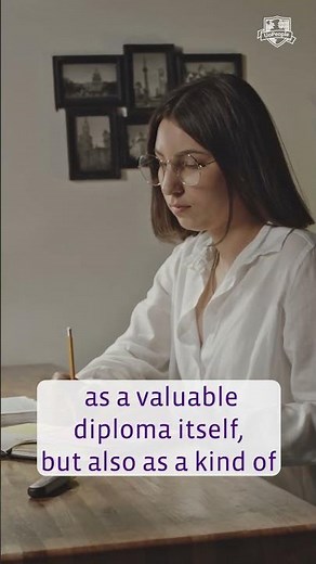 Transfer your associate degree to UoPeople IN FULL and complete a bachelor's for less than $2,000!