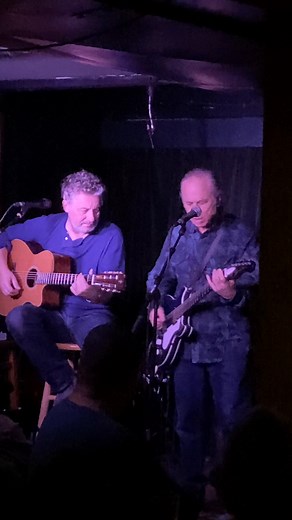 I sat in with James Maddock in Piermont NY last night. "Oh, Sister" (Dylan-Levy) Video by Renni Sue Greenberg | Rob Stoner