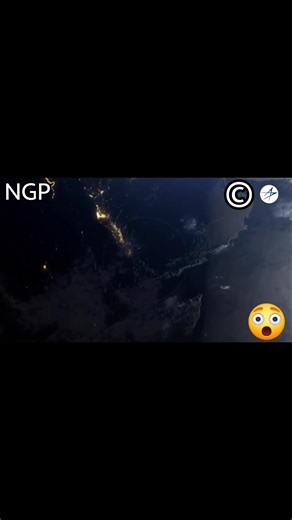 Long Range Anti Ship Missile LRASM by 🎥 LockheedMartin 🇺🇸 - Stealthy, low-observable - Autonomous targeting & guidance - GPS-denied / jam-resistant navigation - Range: >200 nautical miles (≈370 km) - Subsonic, sea-skimming flight profile - Warhead: 450 kg | NextGen PHDefense
