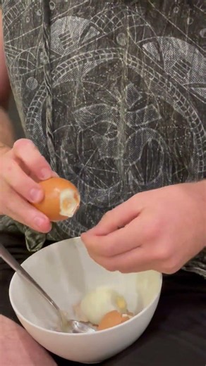 Blow my eggs- a trick to get shell off boiled eggs