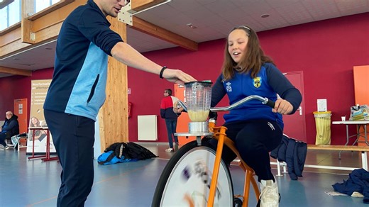 Bien manger, bien récupérer, bien jouer : le club de foot d’Ardres au cœur de la prévention