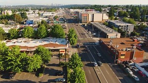 Neighbors, businesses look to reimagine Aurora Avenue in Seattle