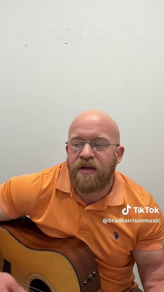 Cover of Pearl Jam’s Alive #90smusic #grunge #pearljam #coversong #acoustic