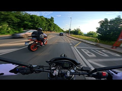 Ripping Through the City on Yamaha WR125 & KTM RC390