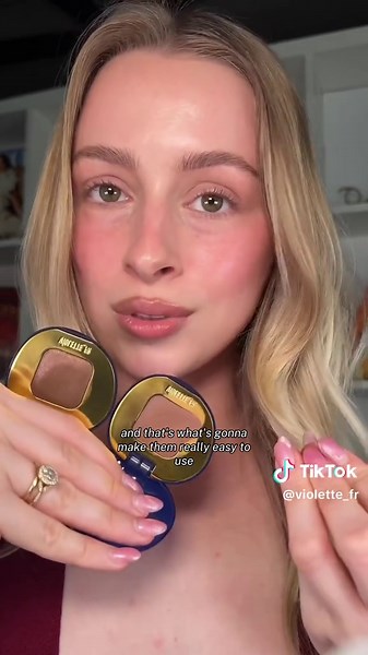 Inspired by the effortless French eye look where less-is-more, Plume Eyeshadow is a not as complicated, multi-step routine using heavy, pigmented color, but as something soft, simple, and intuitive. Designed to create subtle dimension for effortlessly defined eyes in seconds. #frenchbeauty #violettefr #frencheyeshadow #plumeeyeshadow