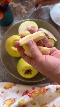 Baked quince served with honey and walnuts