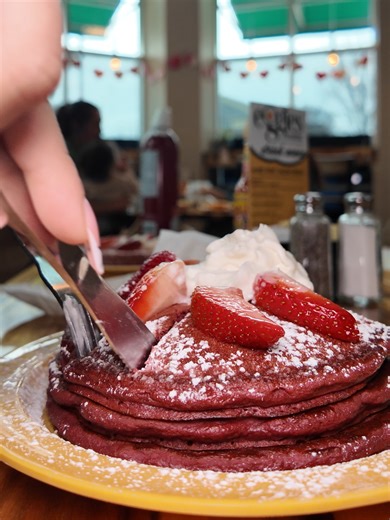 Fluffy and topped with strawberries only in March at Eggies! 🧇🍓 #breakfastandbrunch #winstonsalem #winstonsalem